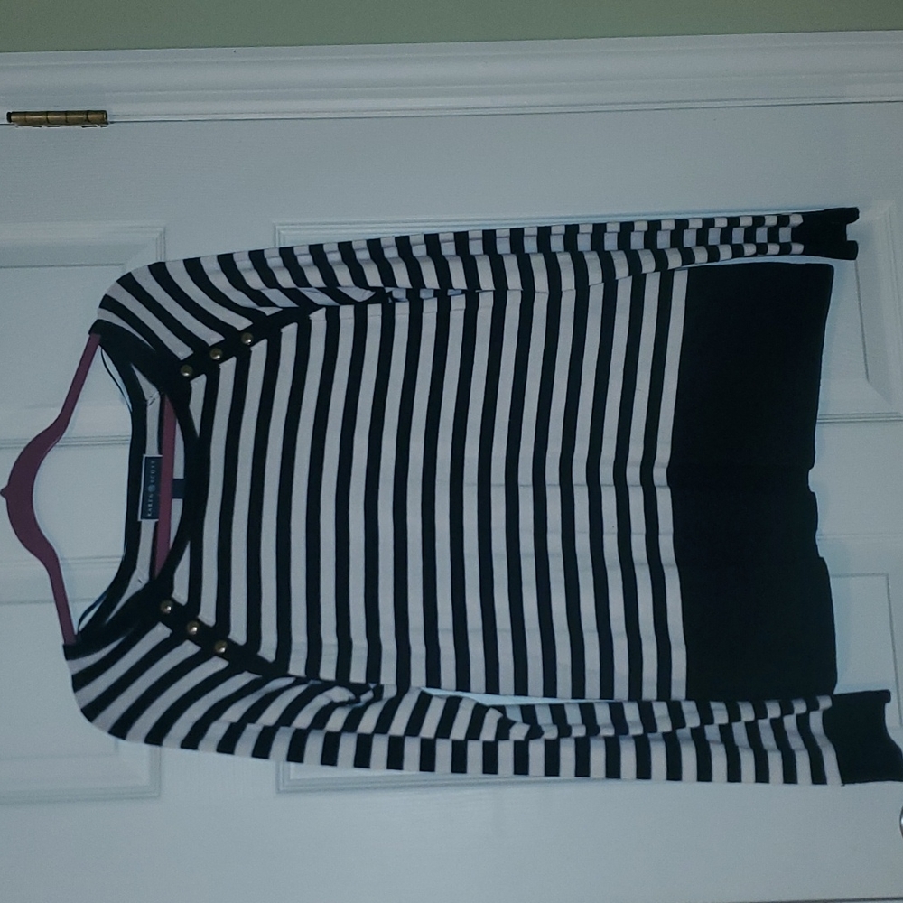 Karen Scott sweater top